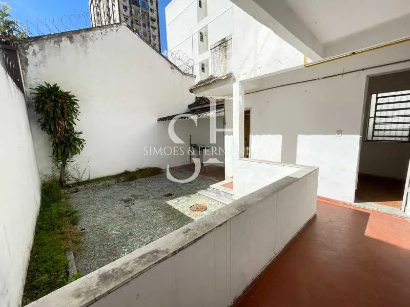 Casa com 4 quartos, 3 banheiros e 4 vagas — photo 26