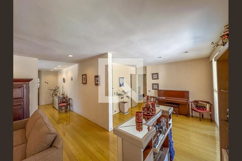Квартира в аренду: 4 спальни, балкон, 500 м² — photo 27
