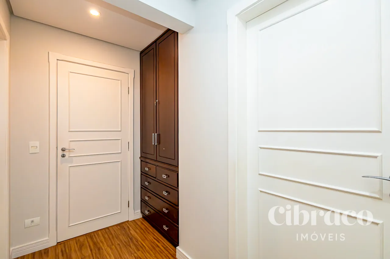Apartamento de 3 dormitorios con 205 m² y balcón — photo 14