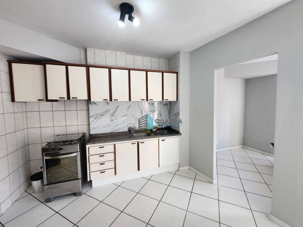 Apartamento de 1 dormitório com varanda e churrasqueira — photo 2