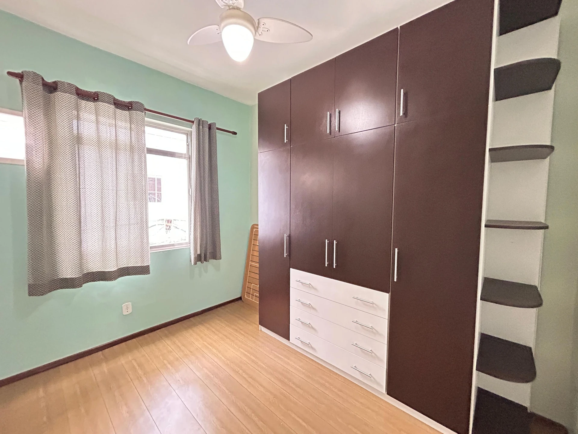 Home office in a 3-bedroom house, 150 m² — photo 11