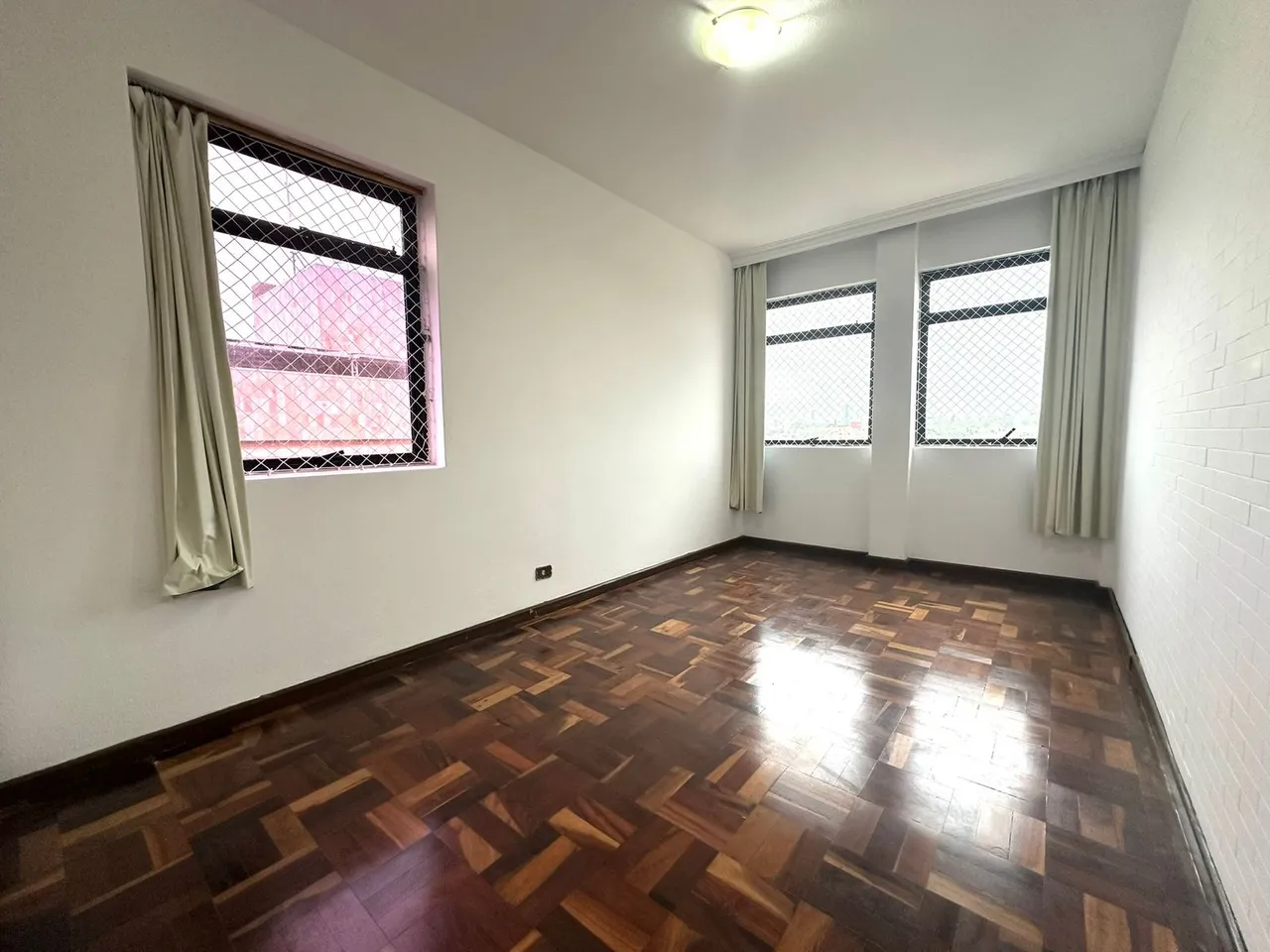 Rental apartment with 2 bedrooms and 1 bathroom — photo 15