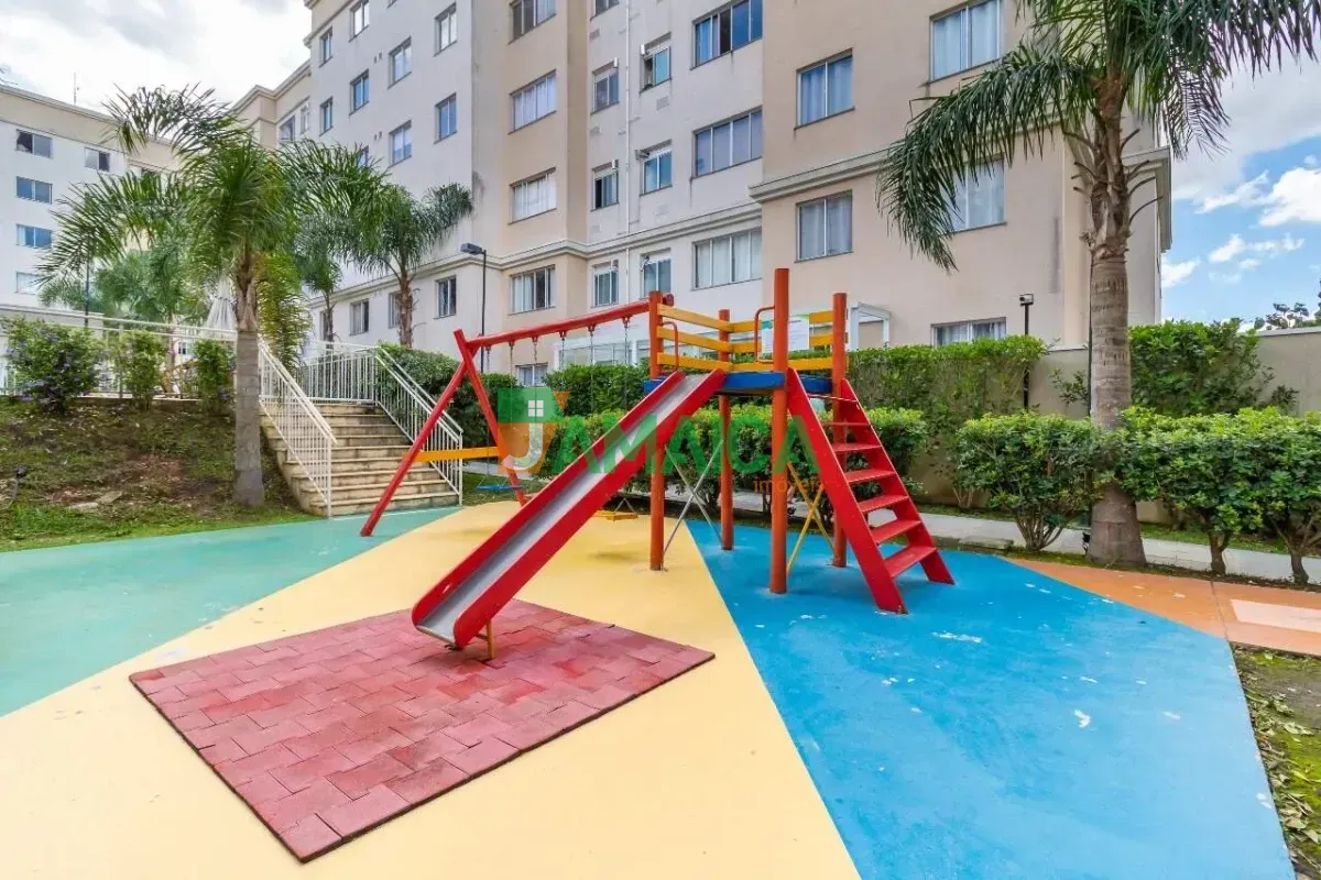 2-bedroom apartment in a building with a pool — photo 28