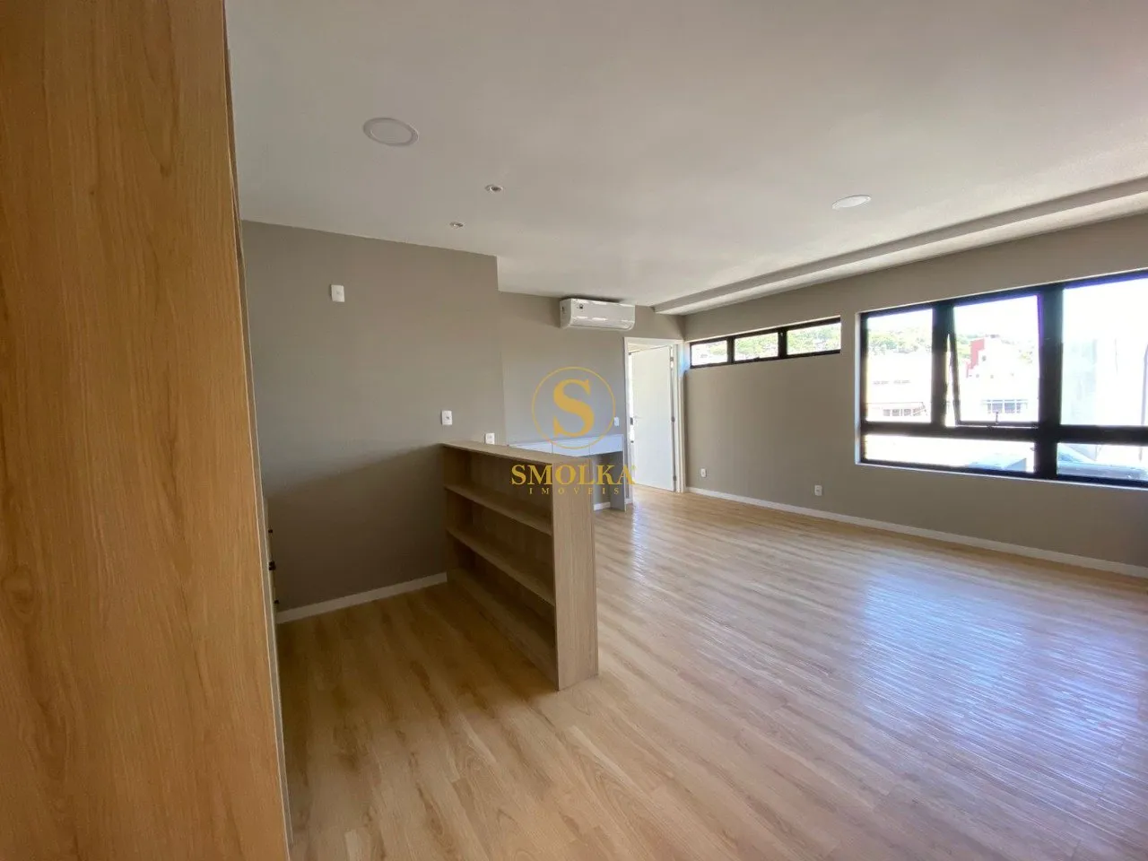 Apartamento de 54 m² con 1 suite y balcón de vidrio — photo 5