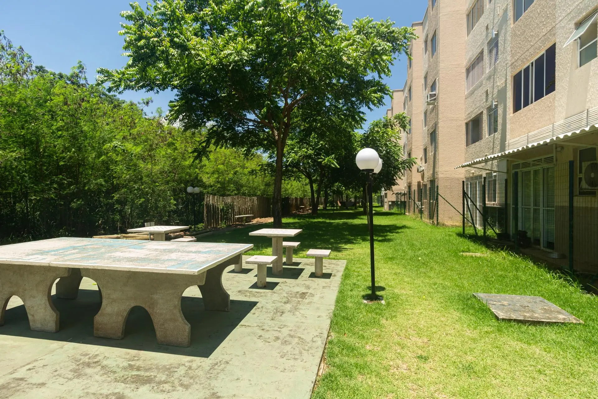 Apartamento com 2 quartos e piscina no condomínio — photo 8