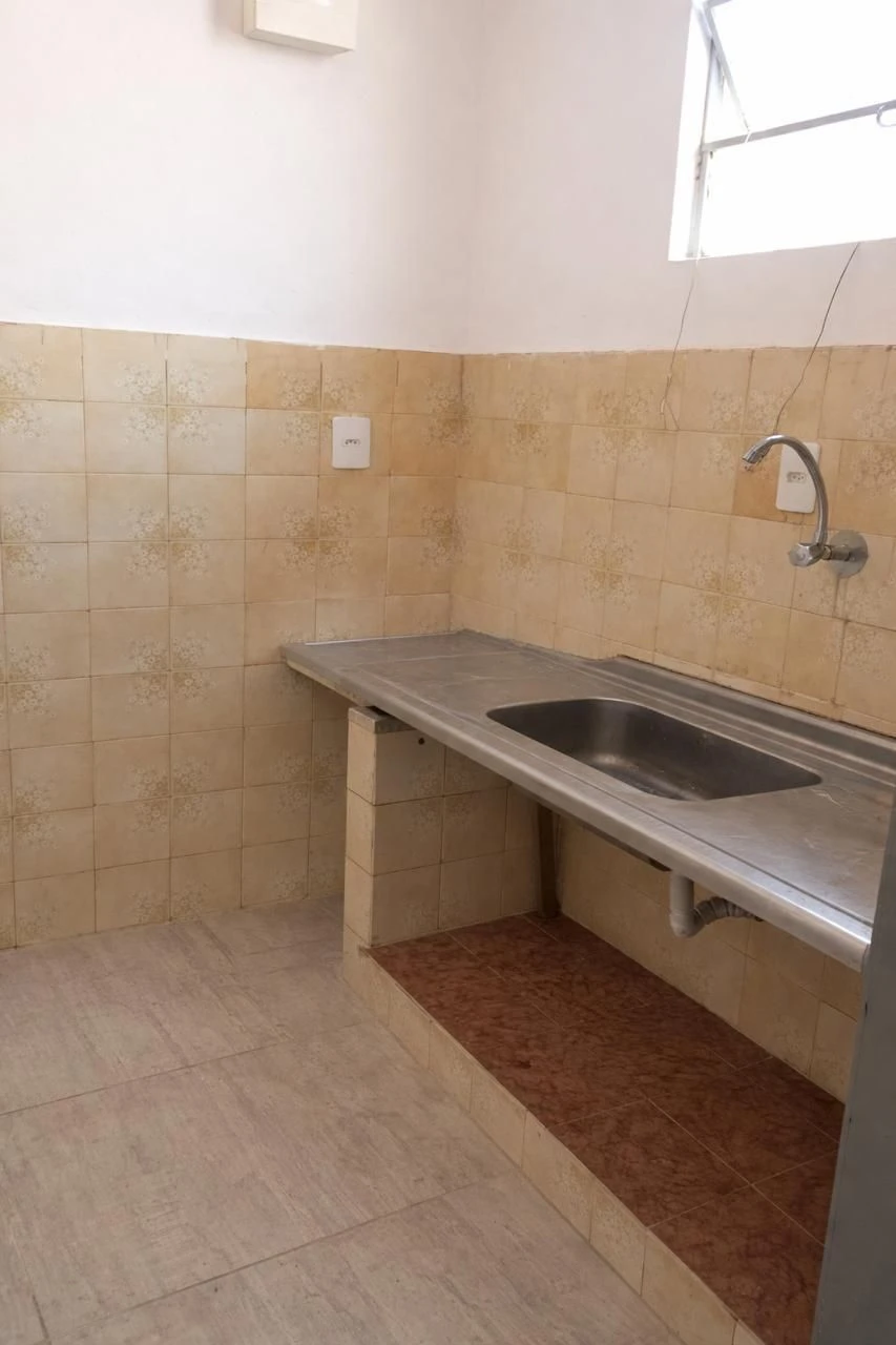 Casa de 4 dormitorios con cocina independiente y 2 baños — photo 6