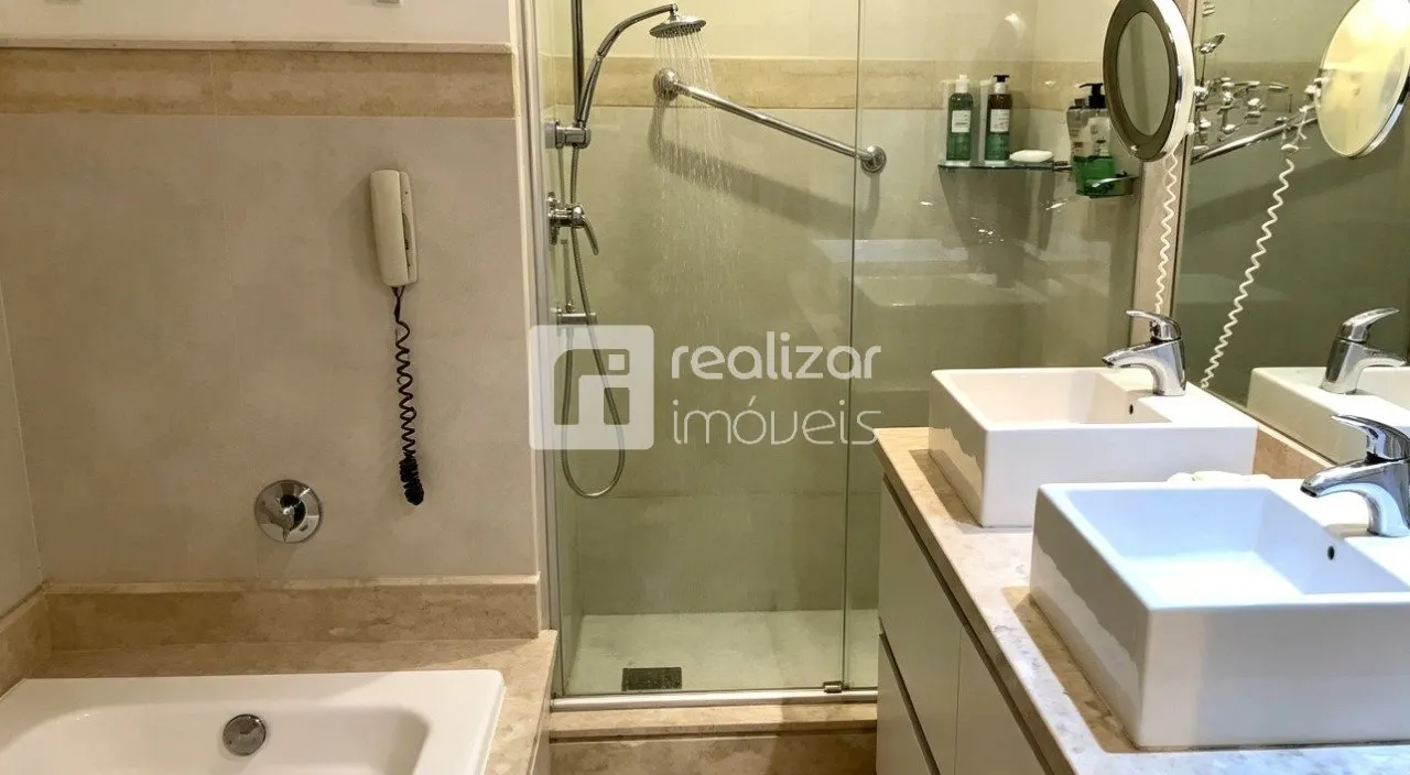 Furnished 2-bedroom apartment with 168 m² and en-suite — photo 12