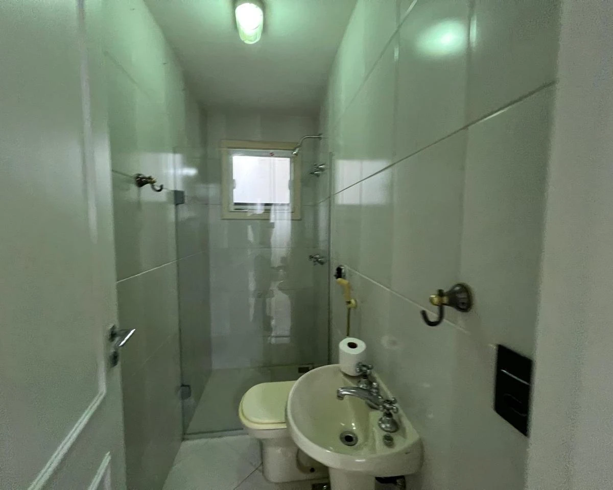 Casa mobiliada de 300 m² com 4 dormitórios e 5 banheiros — photo 11