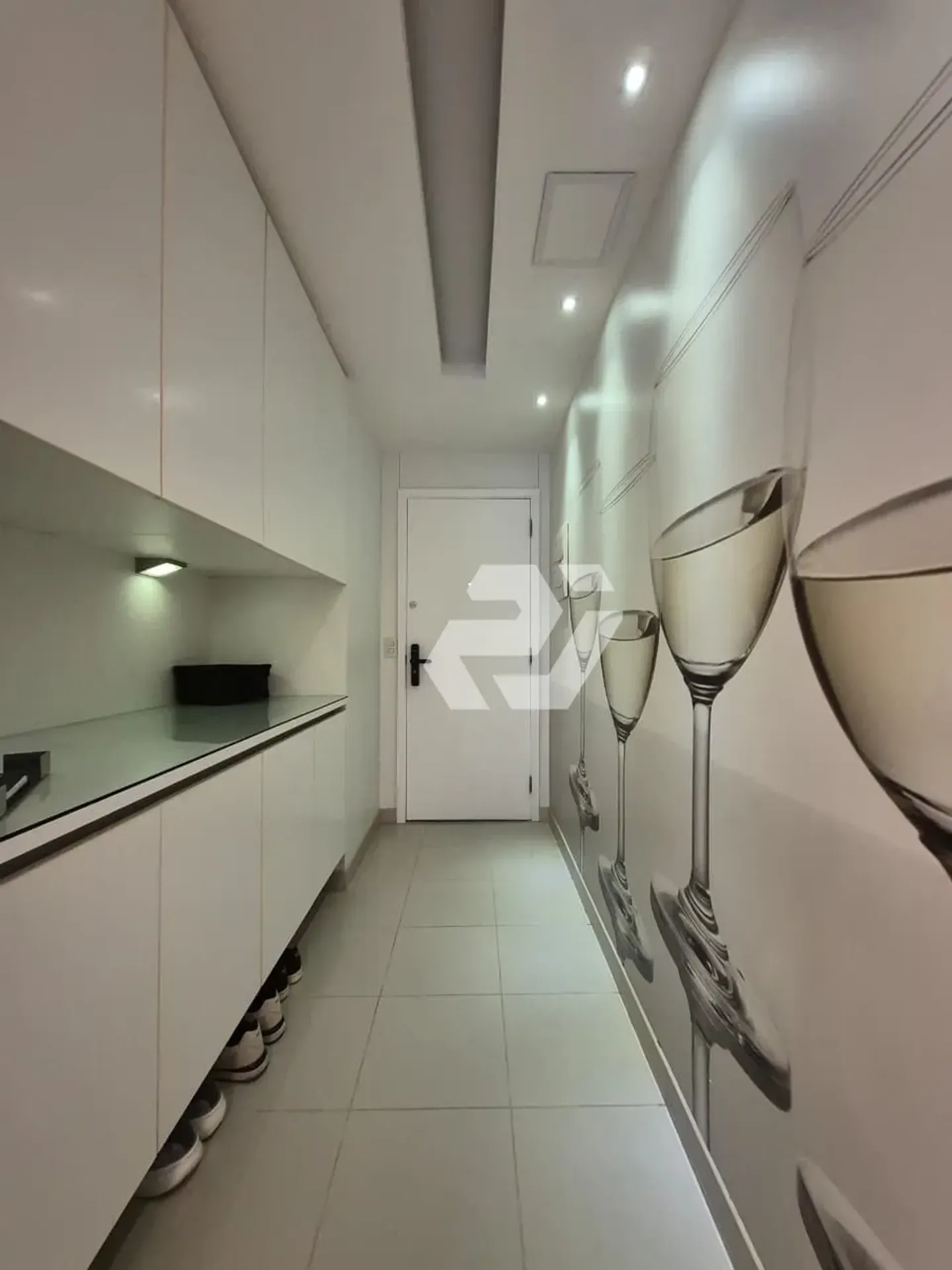 4-bedroom, 5-bath apartment with balcony and 3 parking — photo 61