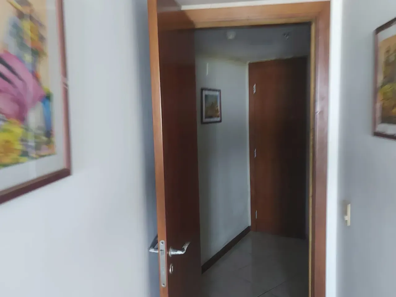 2-bedroom apartment with water view through the windows — photo 20
