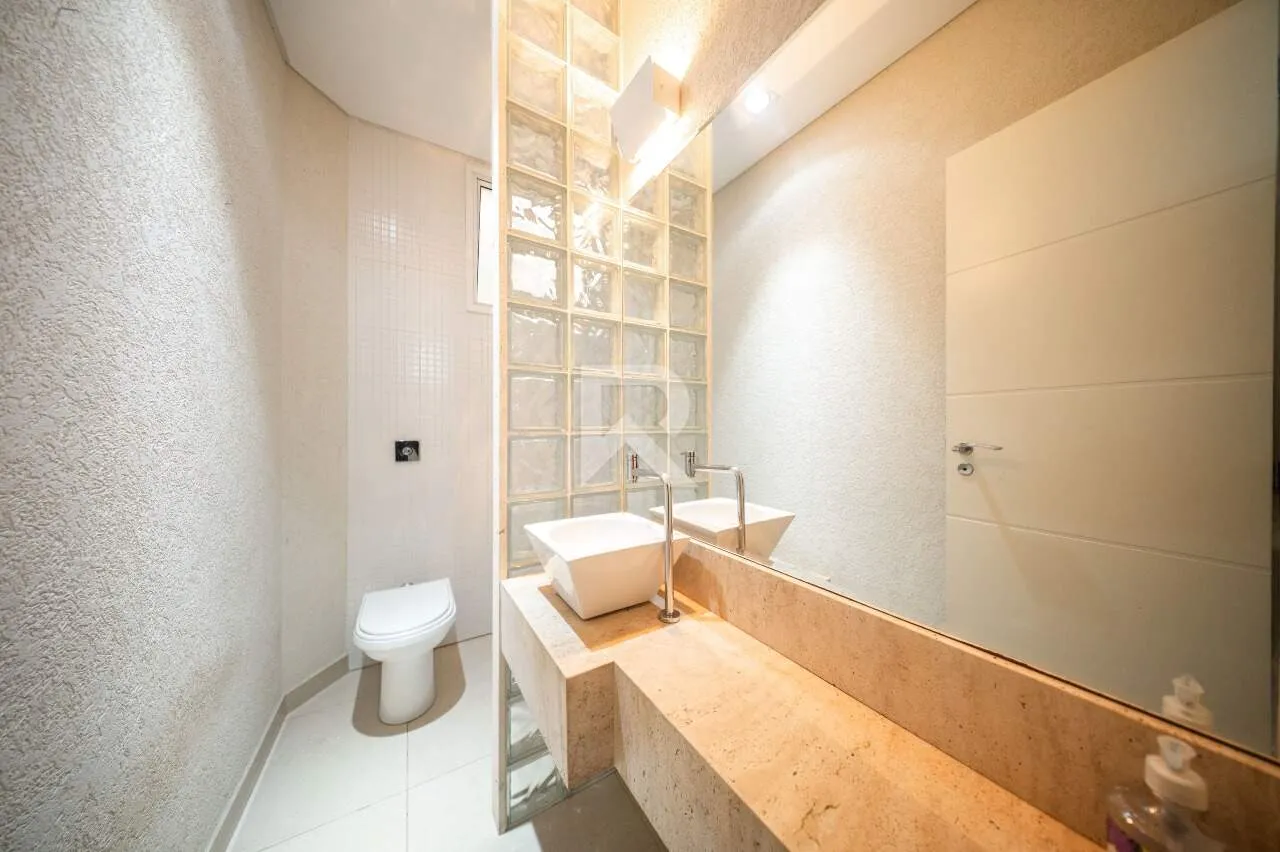 Casa com piscina, jardim e 4 quartos — photo 25