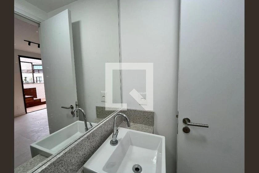 Apartamento de 3 quartos em condomínio com academia
