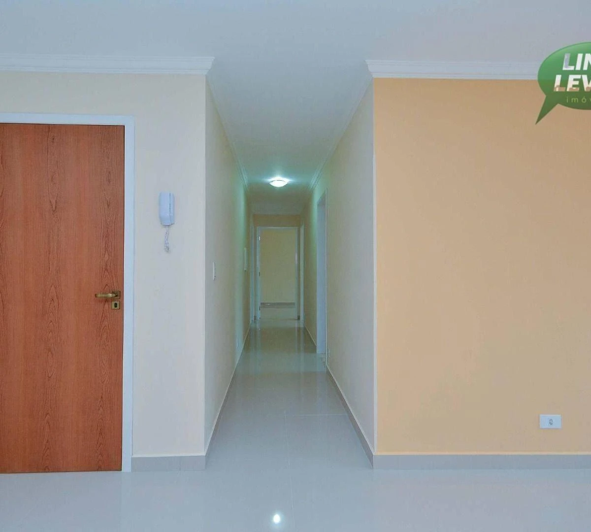 Apartamento de 3 quartos com máquina de lavar, Bacacheri — photo 10
