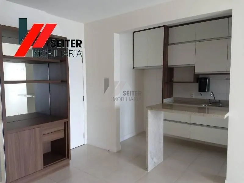 110 m² apartment with 2 bedrooms, 1 suite, balcony