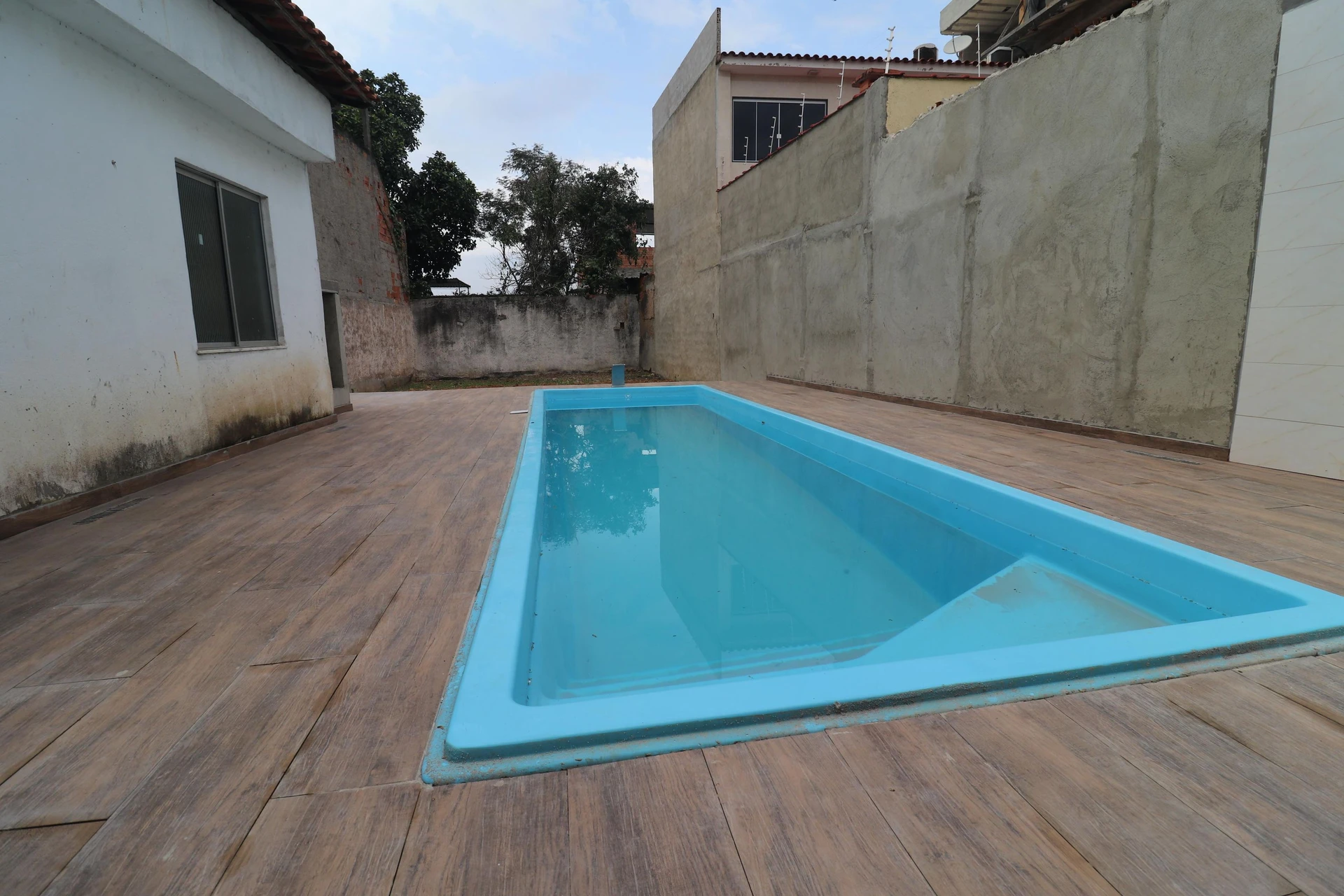 House with 4 suites and 3 parking spaces with private garden — photo 33