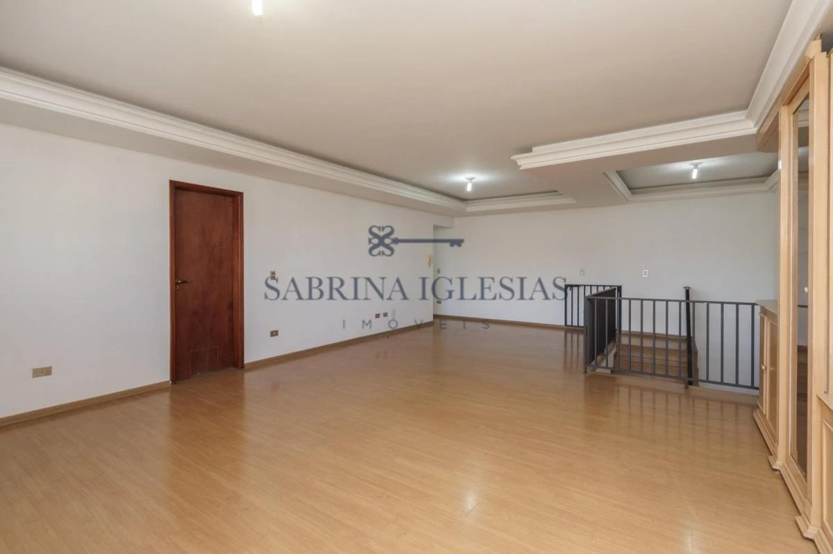 4-bedroom house with a grill on the balcony in Curitiba — photo 44