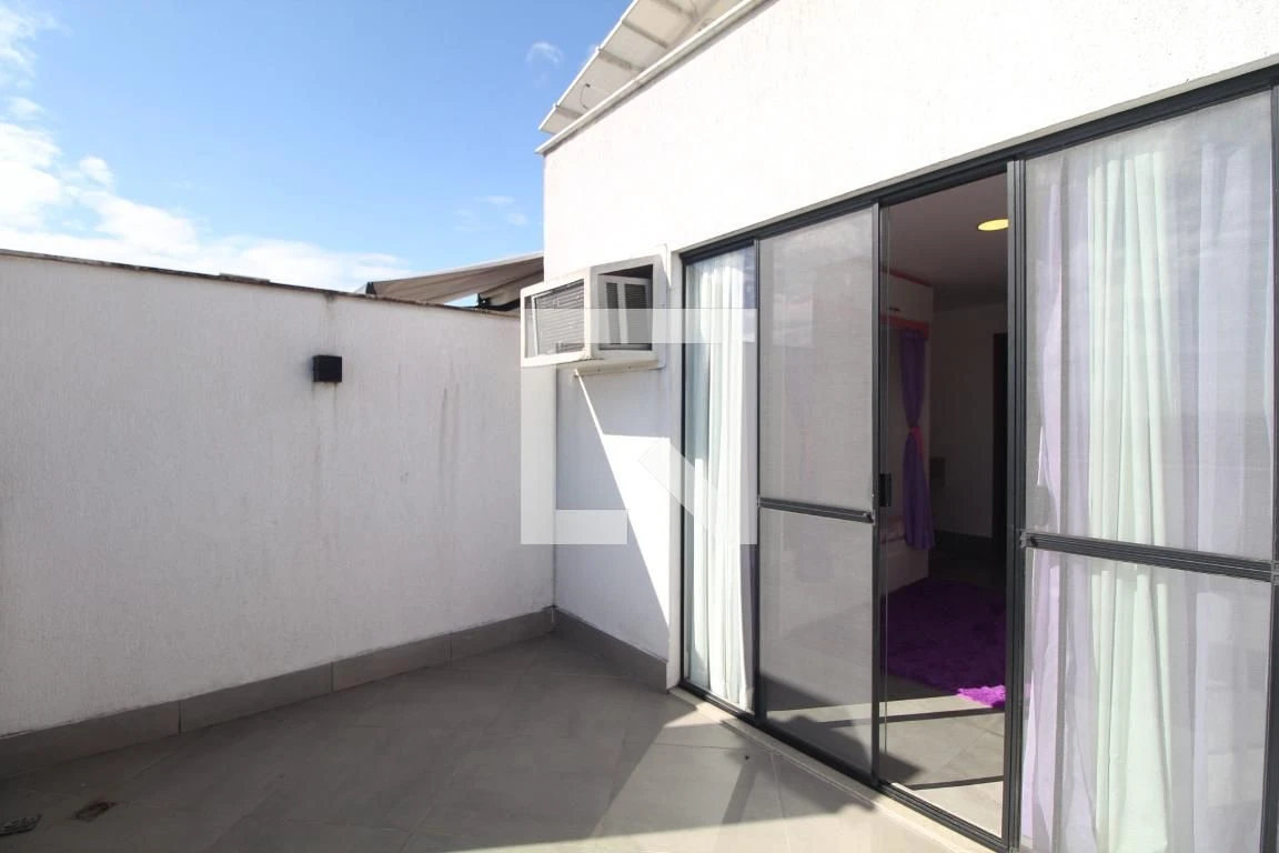 Furnished house with 4 en-suite bedrooms and private garden — photo 22