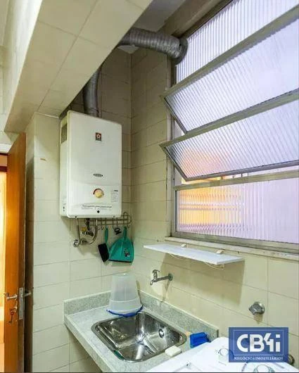 Furnished apartment with 3 bedrooms and 3 bathrooms — photo 34