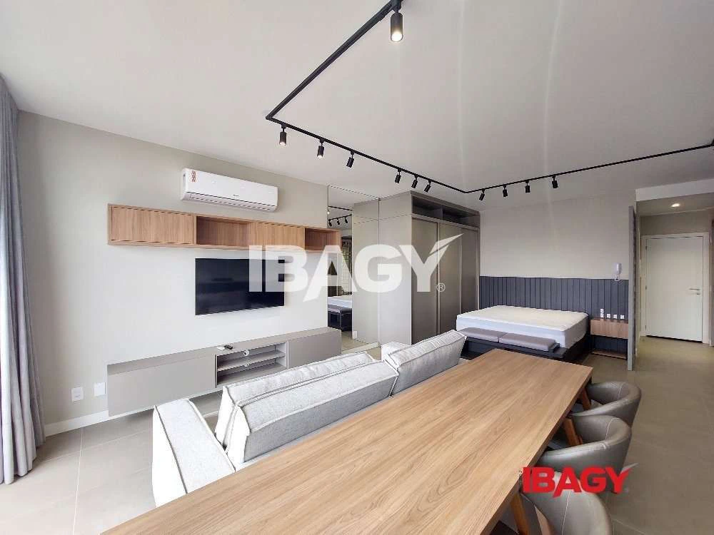 Apartamento mobiliado de 1 dormitório com cozinha integrada — photo 3