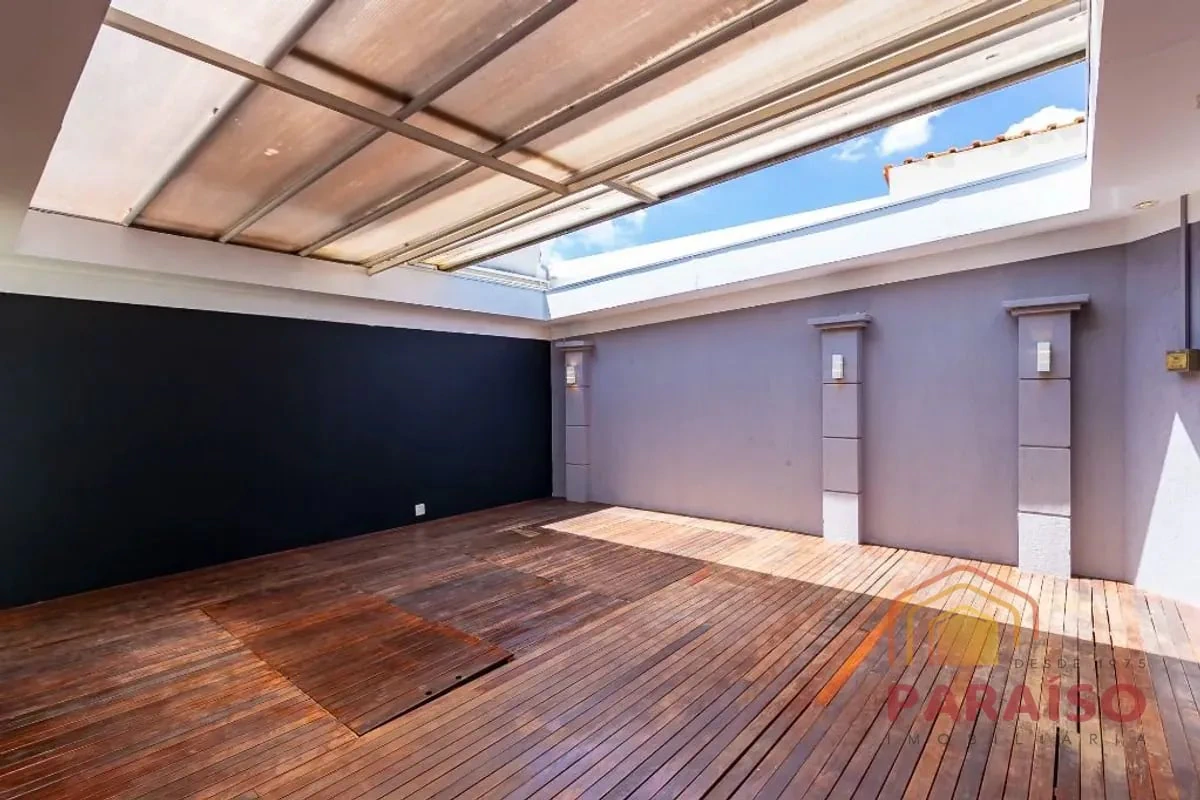 4-bedroom house with a grill on the balcony in Curitiba — photo 6