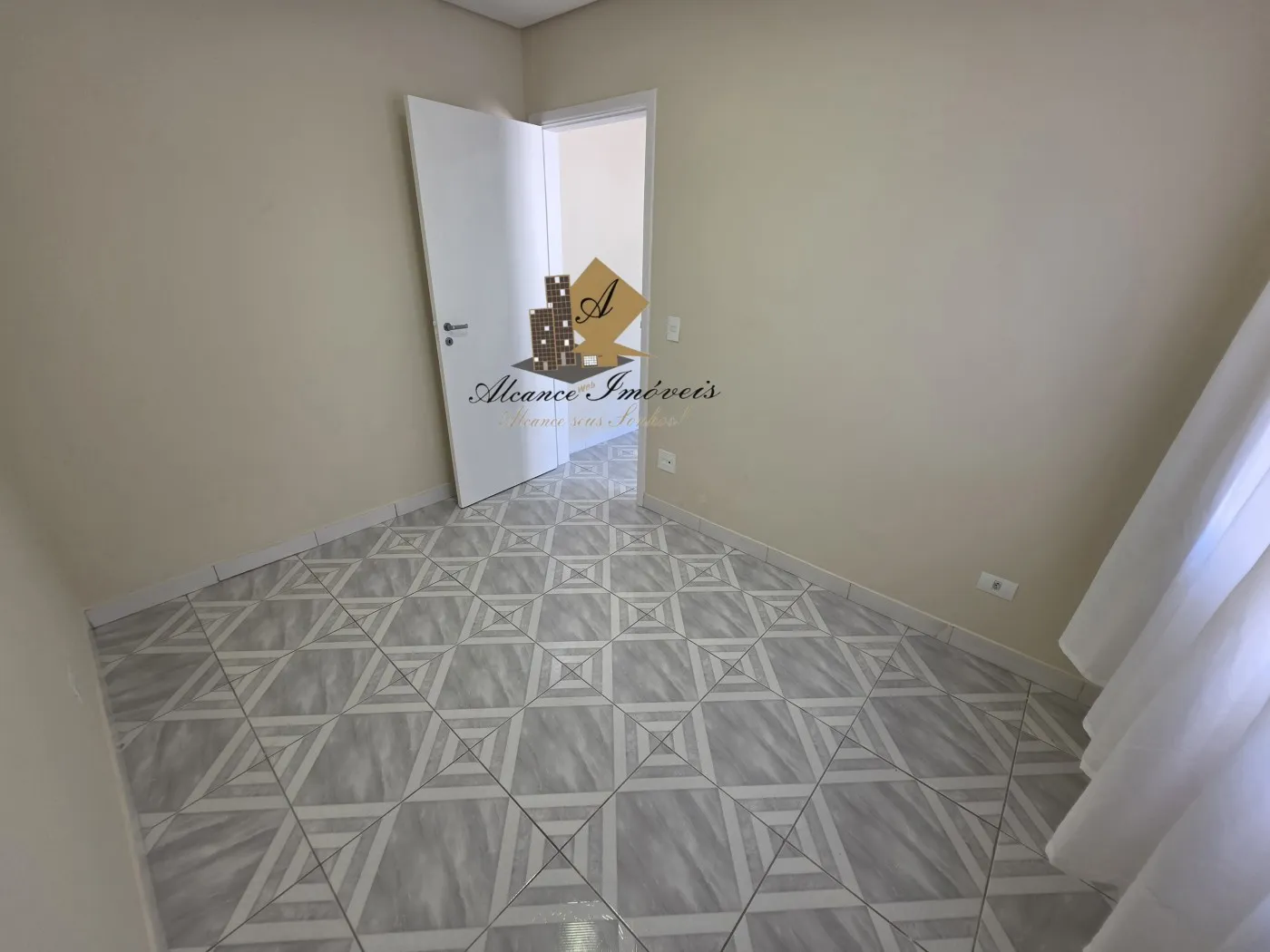 Condominium house with 2 bedrooms and 1 bathroom — photo 28