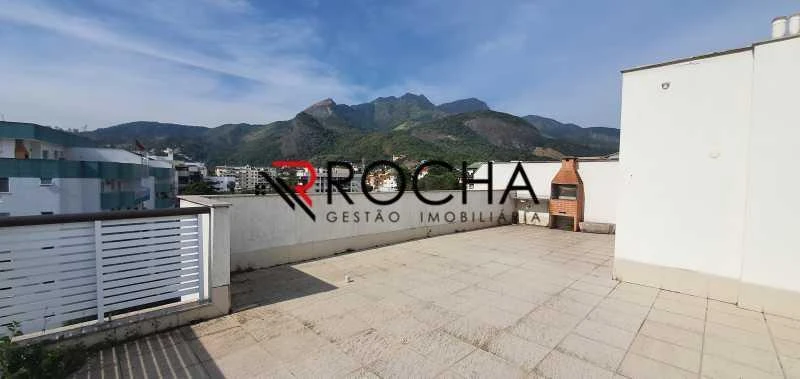 Furnished duplex penthouse with balcony and 3 en-suites — photo 21