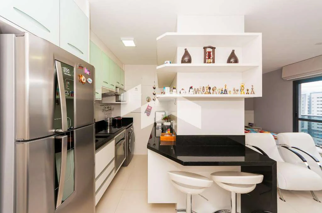 Furnished 34 m² studio with parking and open-plan kitchen — photo 4
