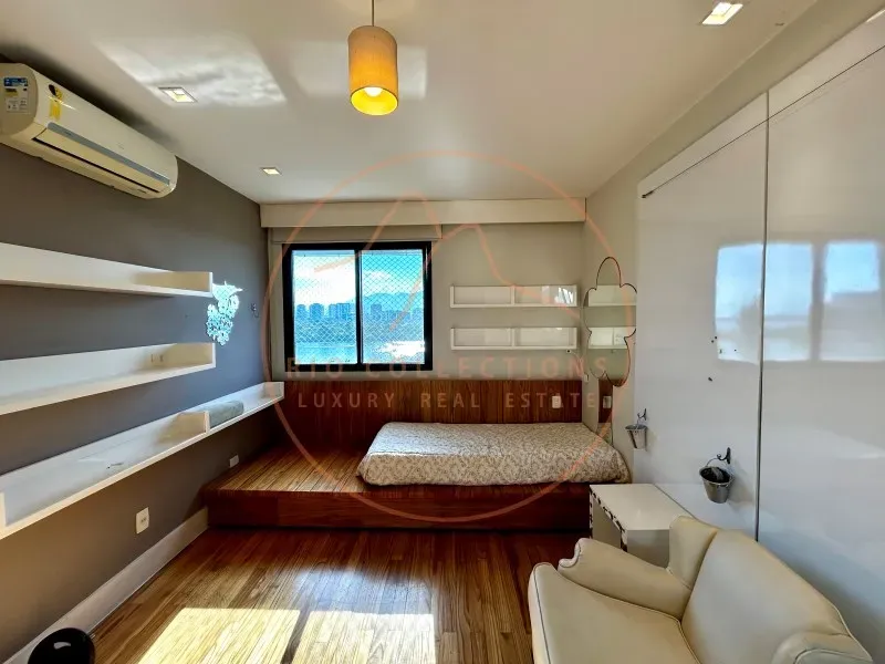 Furnished apartment, 419 m², with a bathtub — photo 34