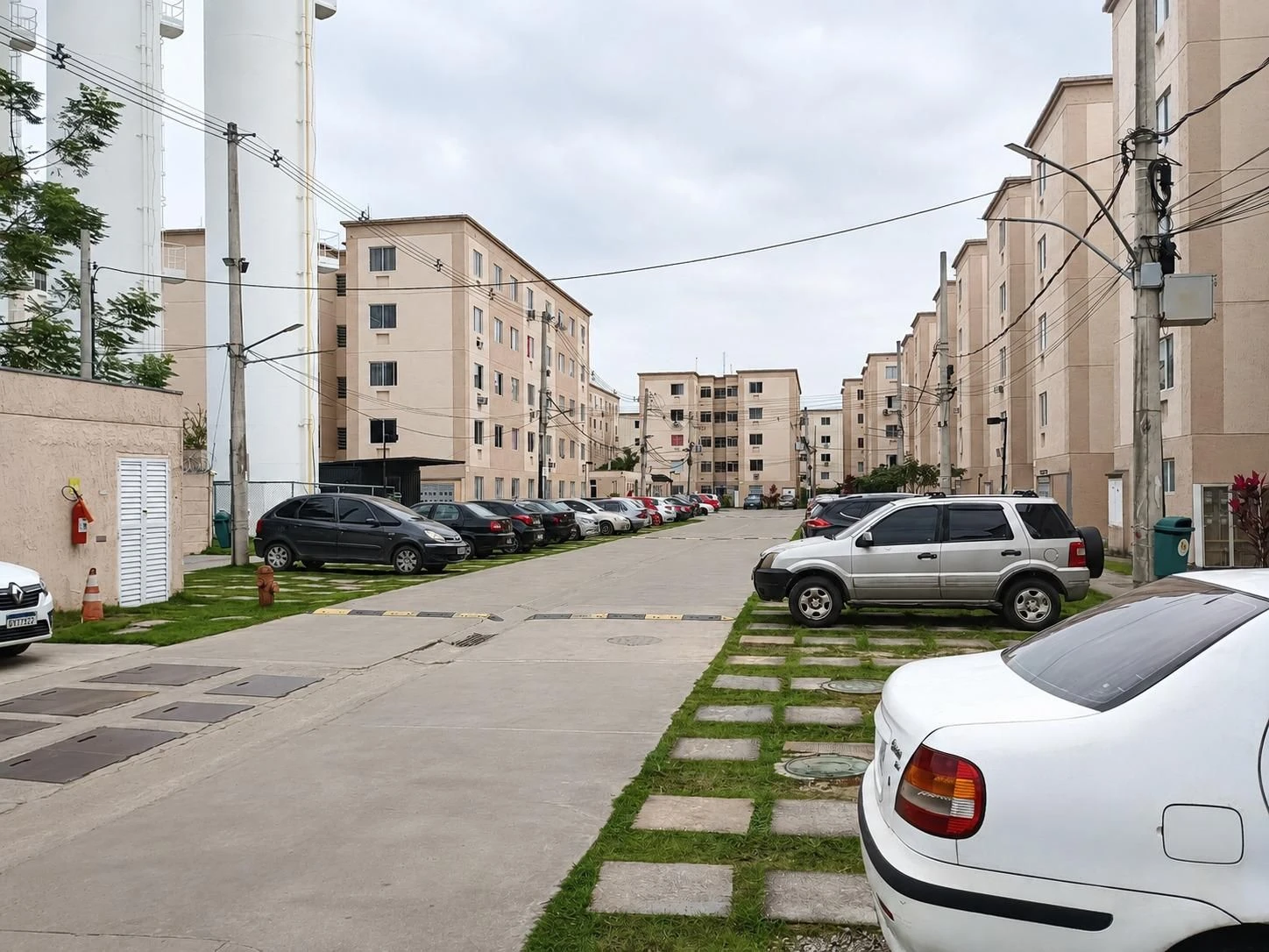 Apartamento con 2 dormitorios, 1 baño y plaza de parking