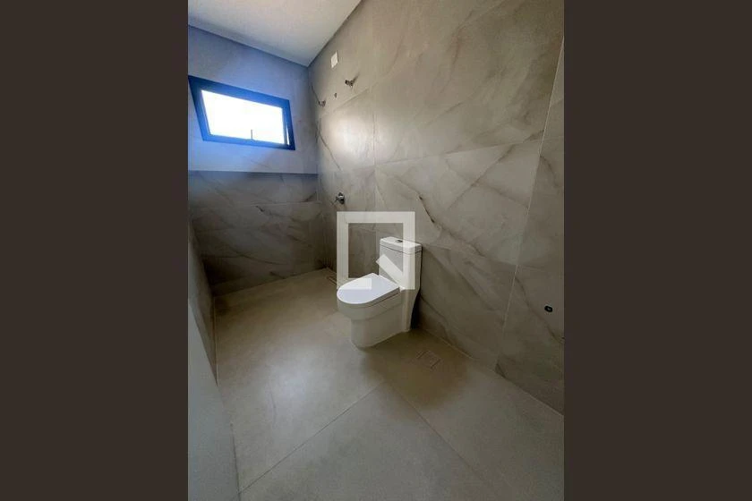 Furnished house, 205 m², with floor-to-ceiling windows — photo 10