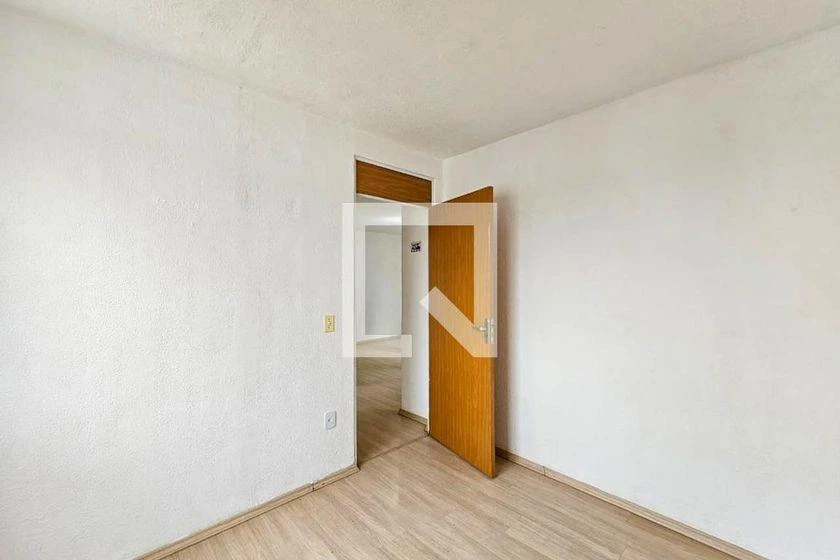 2-bedroom apartment in a building with a pool — photo 37