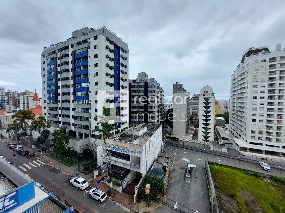Furnished apartment, 146 m², with a washing machine — photo 18