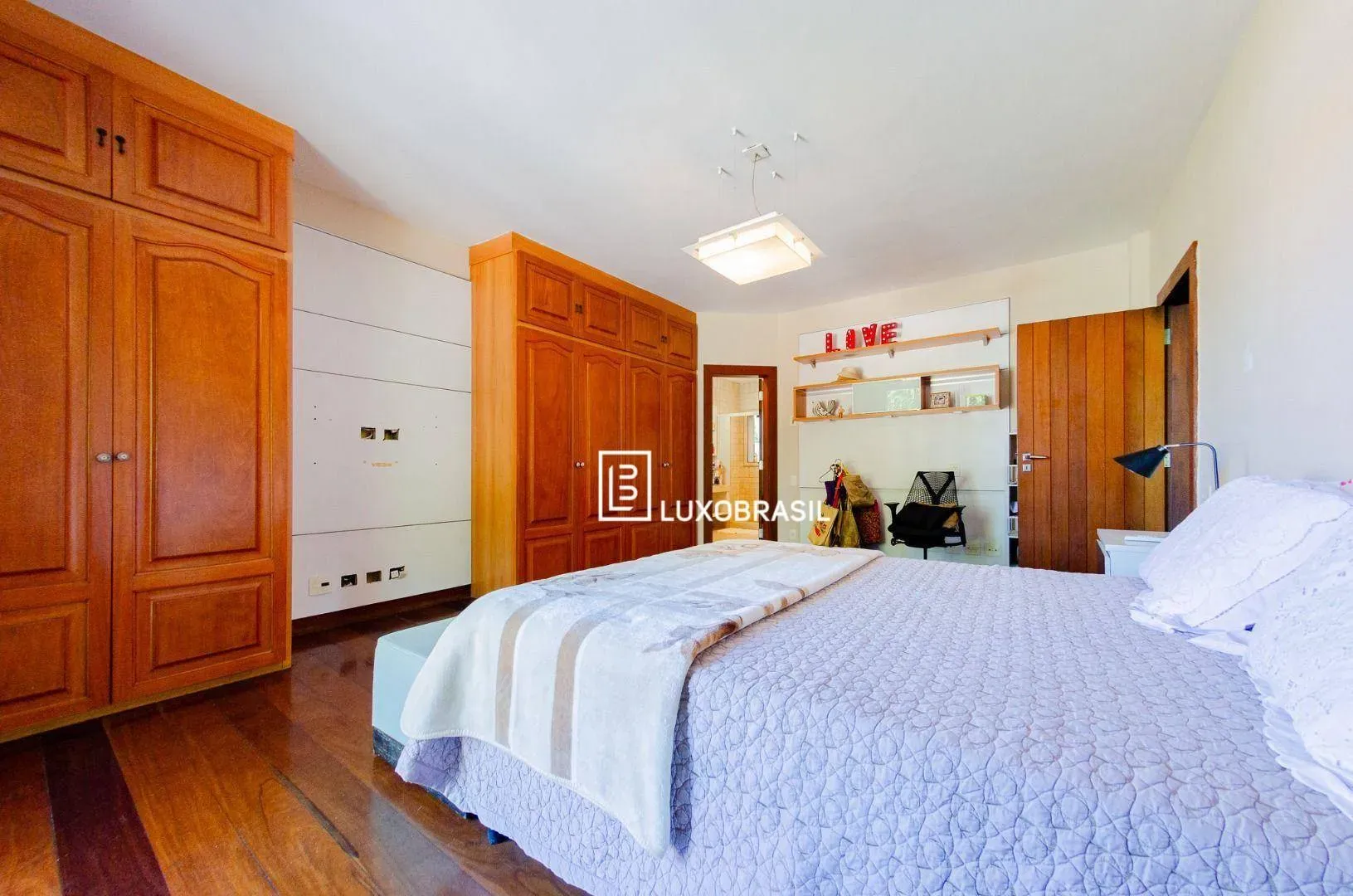 Furnished house with 6 en-suite bedrooms and 9 parking — photo 13