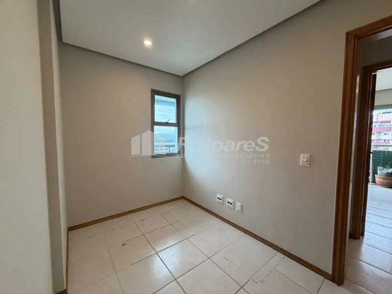 Apartamento de 3 quartos em condomínio com piscina aquecida — photo 15