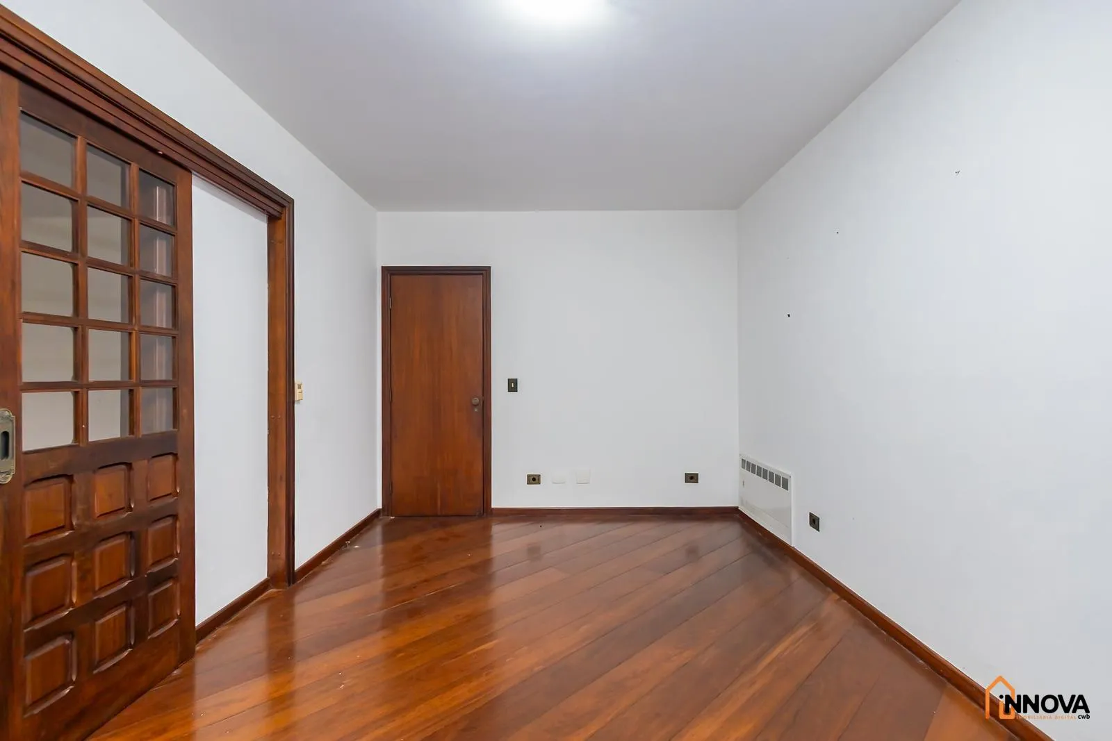 House with 5 bedrooms, 10 bathrooms, 5 parking spaces — photo 6