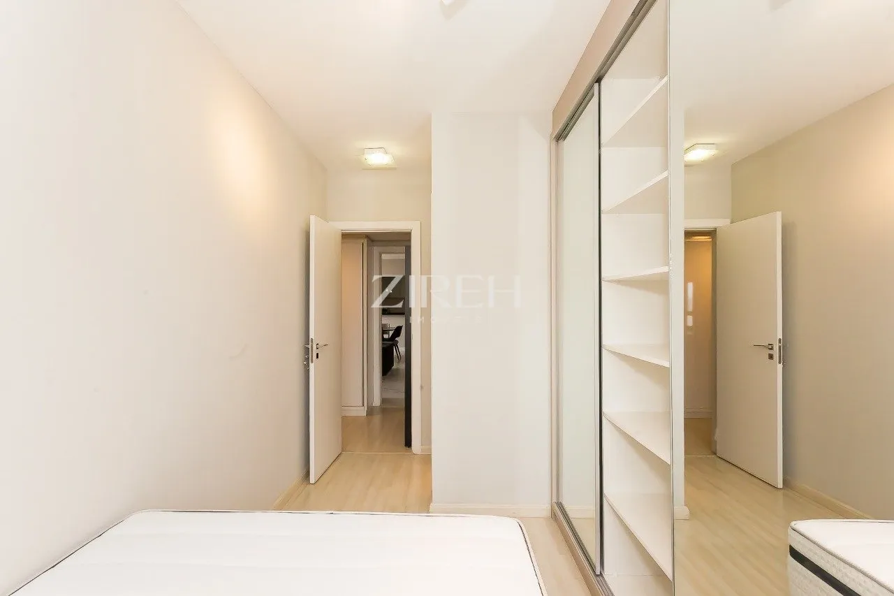Furnished apartment with 3 bedrooms and 166 m² — photo 20