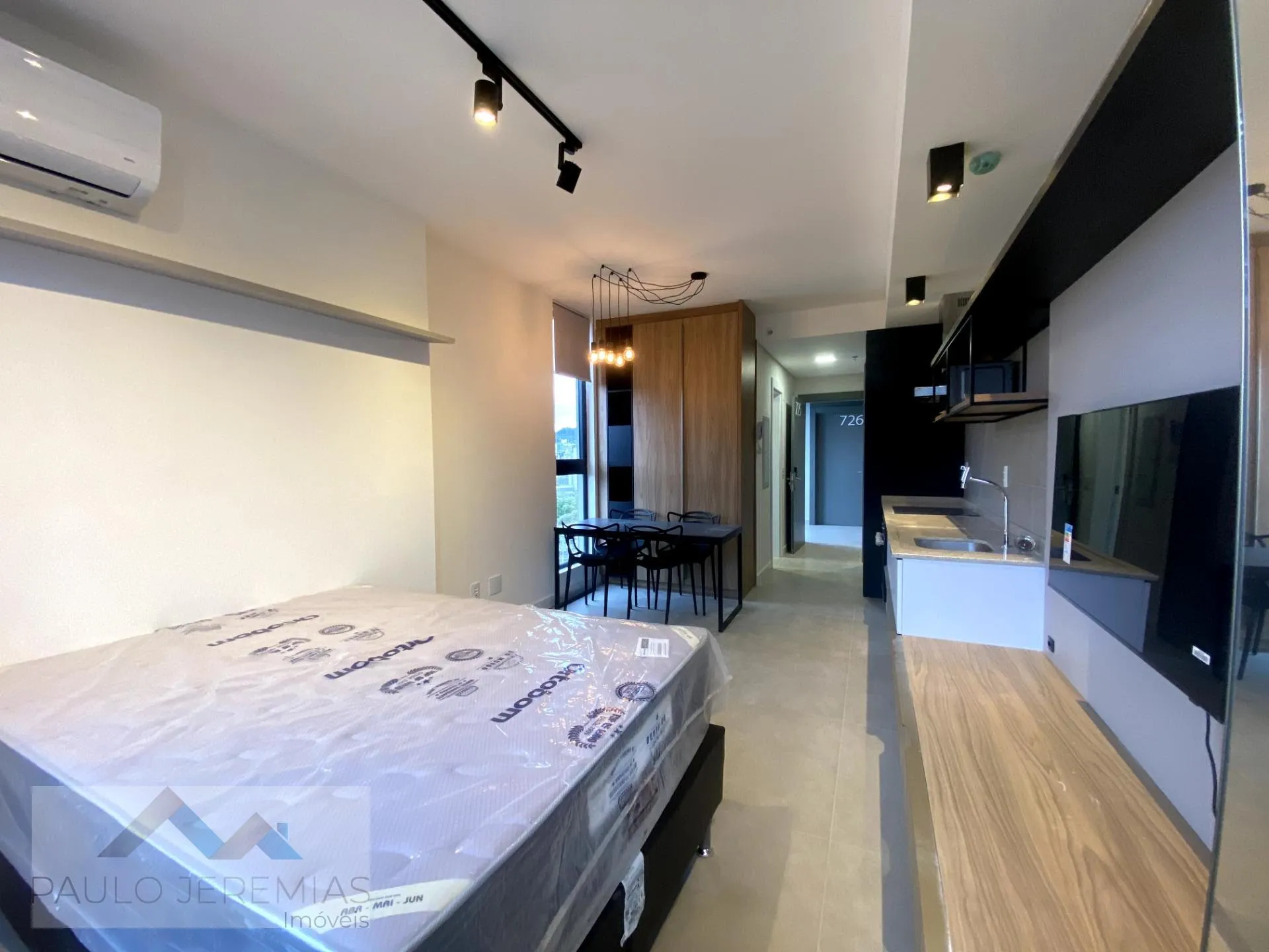 Studio mobiliado com 1 dormitório e 1 banheiro — photo 21