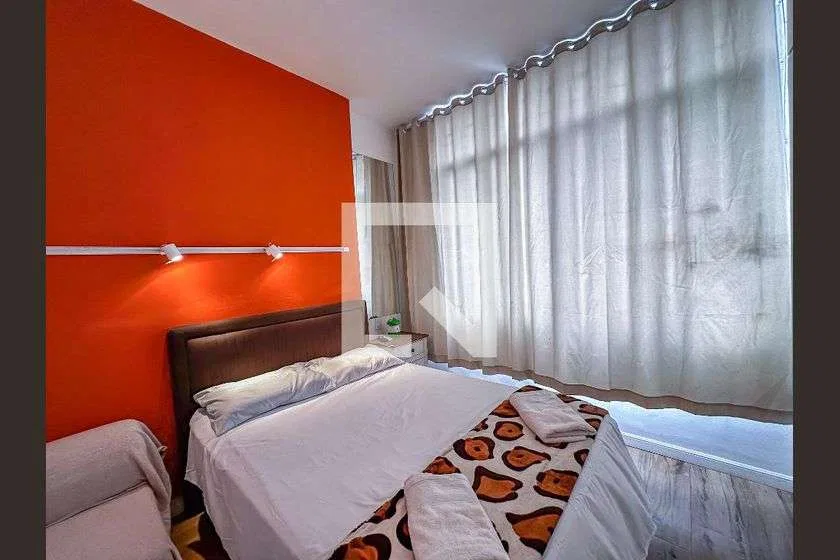 Apartamento de 1 quarto com secadora, Centro — photo 9