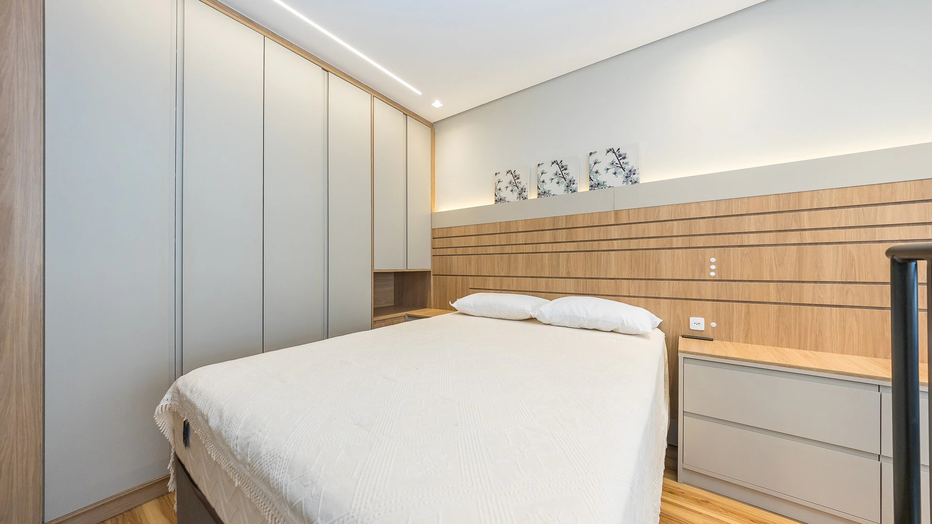 Furnished studio on the 3rd floor with open-plan kitchen — photo 3