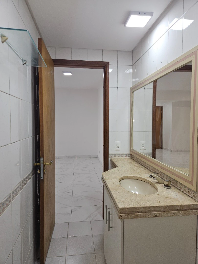 Apartamento de 1 quarto com varanda envidraçada, Centro — photo 13