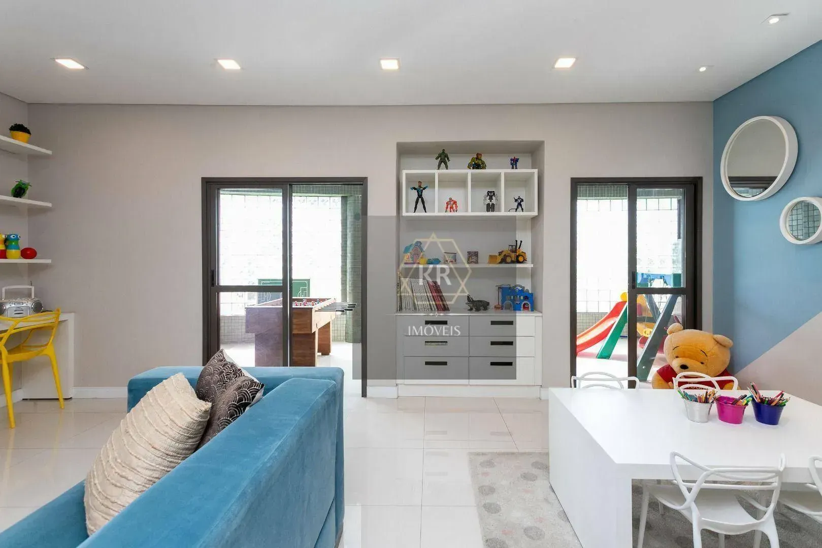 Furnished 272 m² apartment with 3 en-suites and 4 parking — photo 42