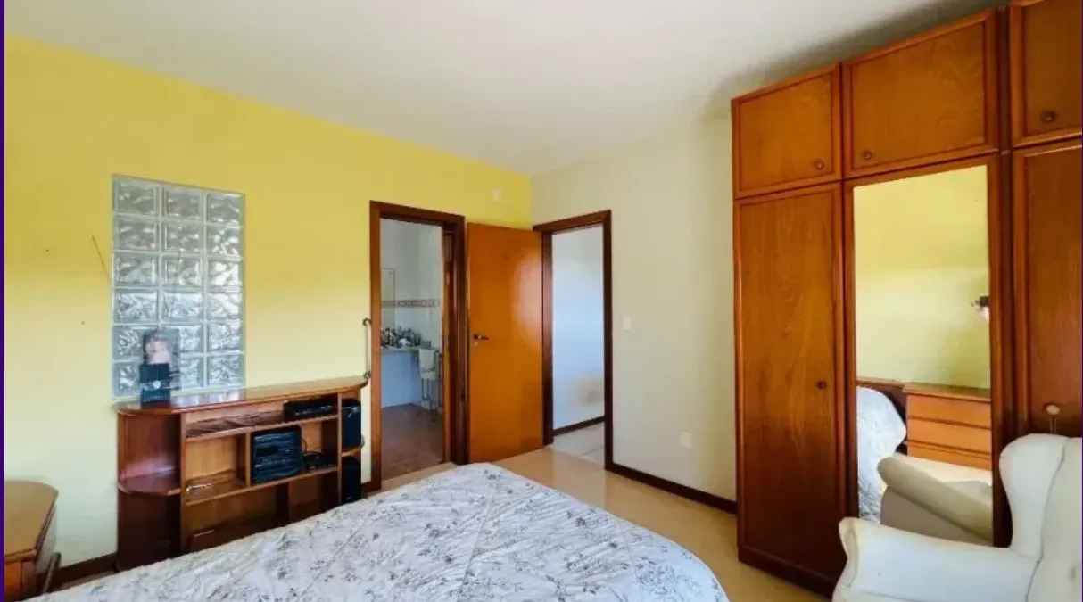 3-bedroom house with a balcony built-in BBQ — photo 22