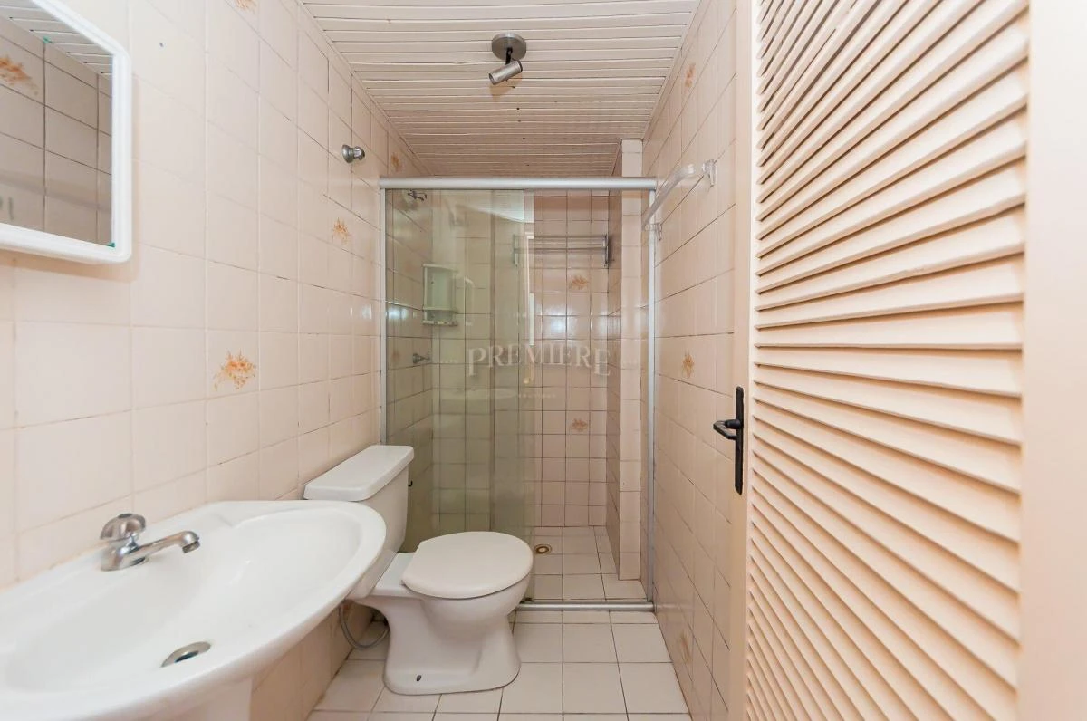 Furnished one-bedroom, 38 m² apartment in Curitiba — photo 5