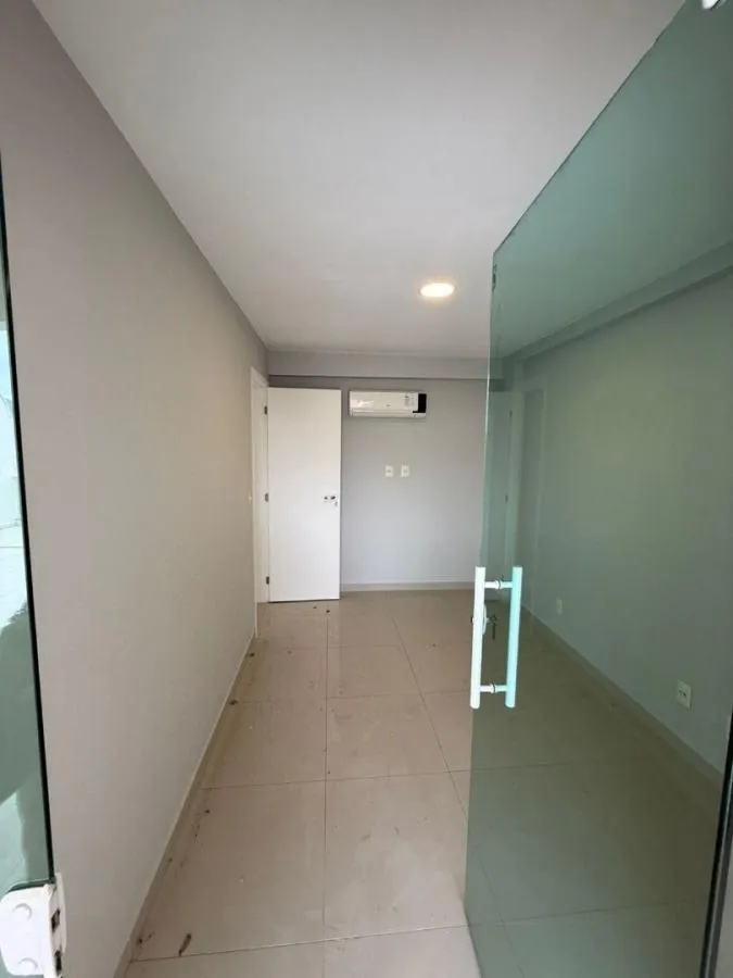 170 m² penthouse with 3 bedrooms and 3 parking spaces — photo 14
