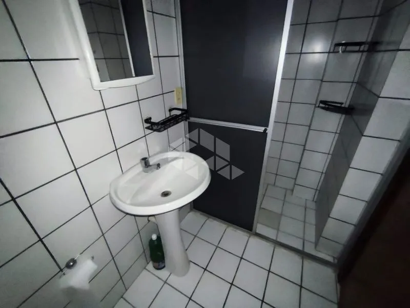 70 m² apartment with 2 bedrooms and 1 parking spot — photo 18