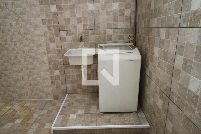 Будинок із 2 спальнями та пральною машиною — photo 3