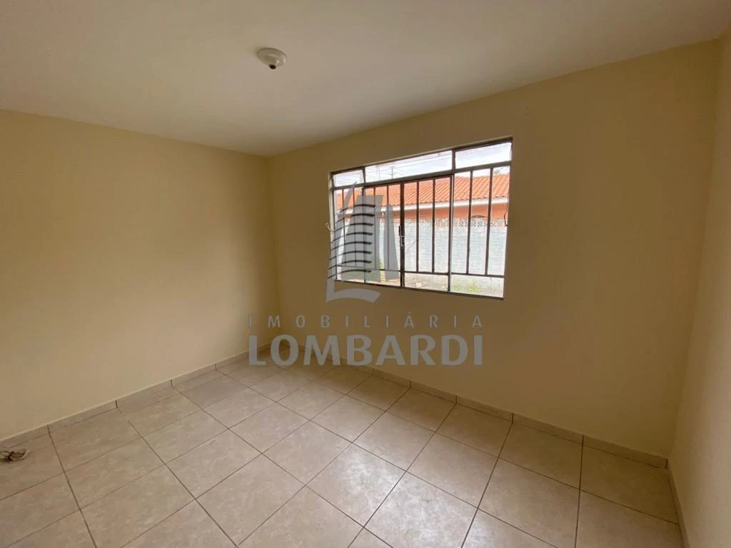 Casa de 45 m² e 1 quarto, Pilarzinho — photo 4