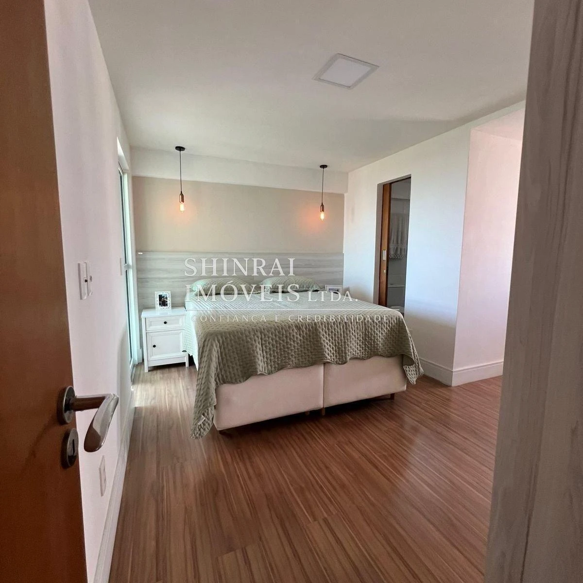 Furnished apartment, 104 m², with a washing machine — photo 2