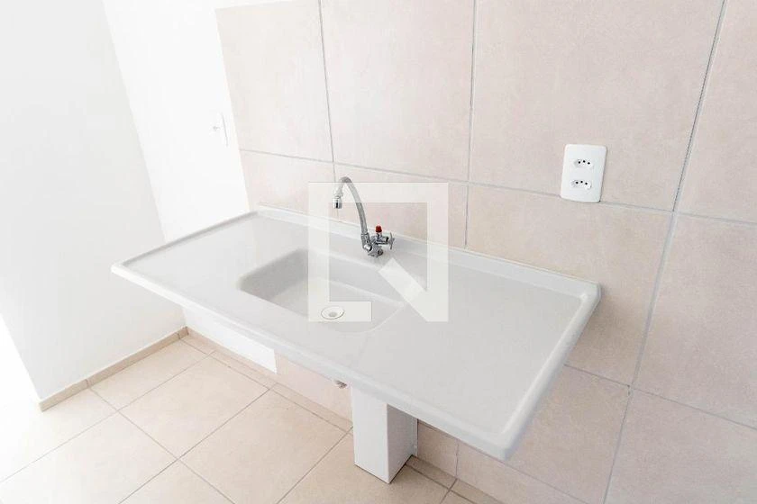 Apartamento sem mobília com 2 quartos e 47 m² — photo 40