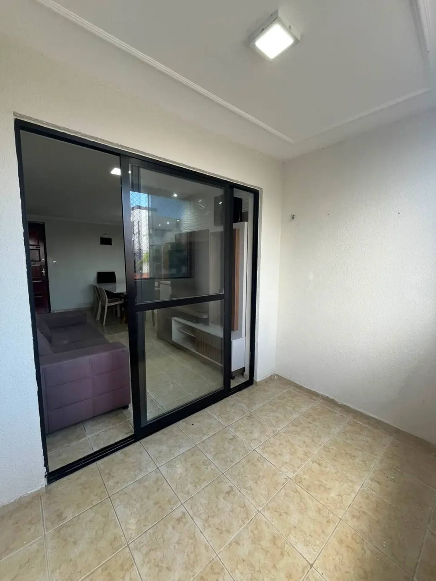 Furnished apartment with 3 bedrooms and an en-suite — photo 14